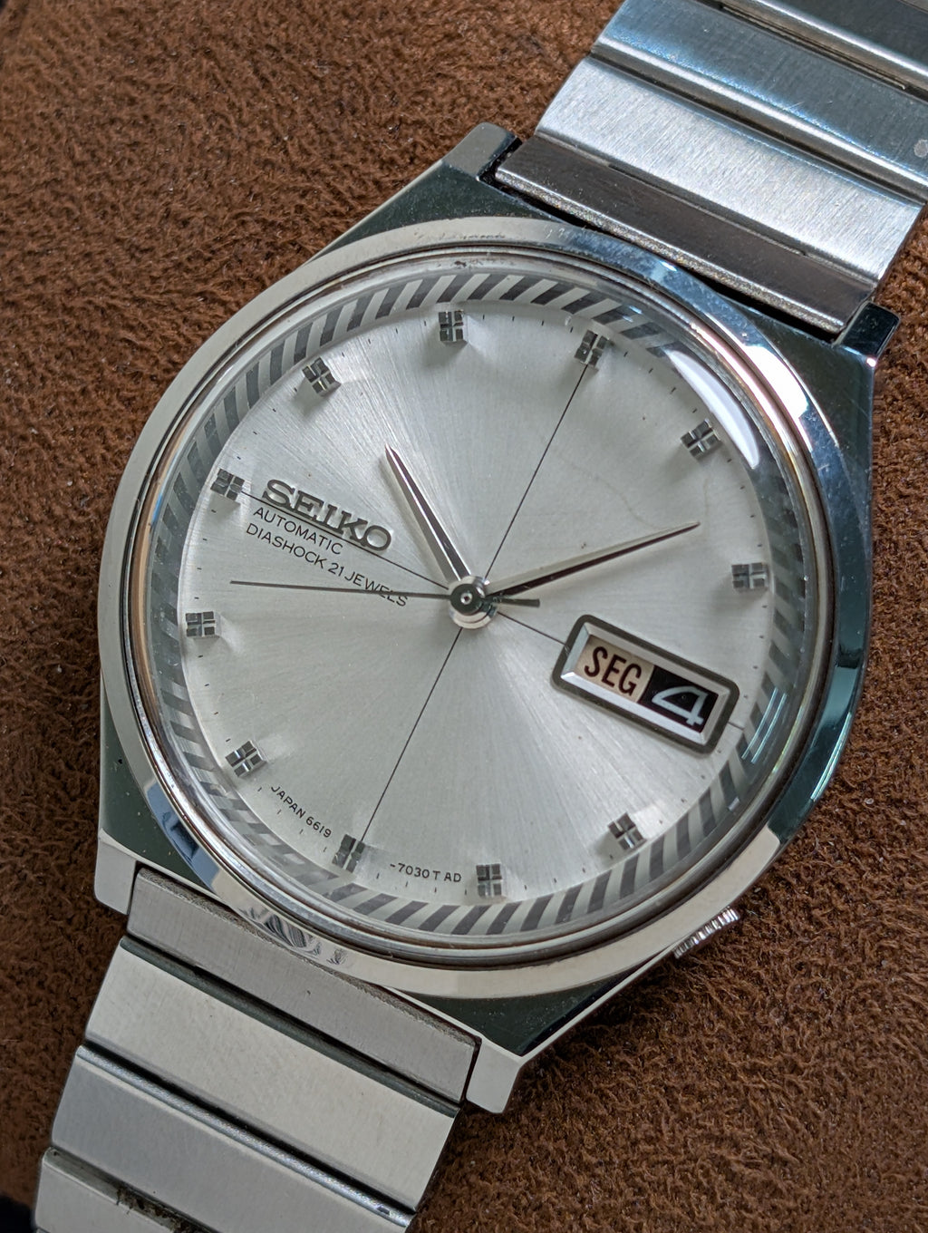 Seiko 6619-7040